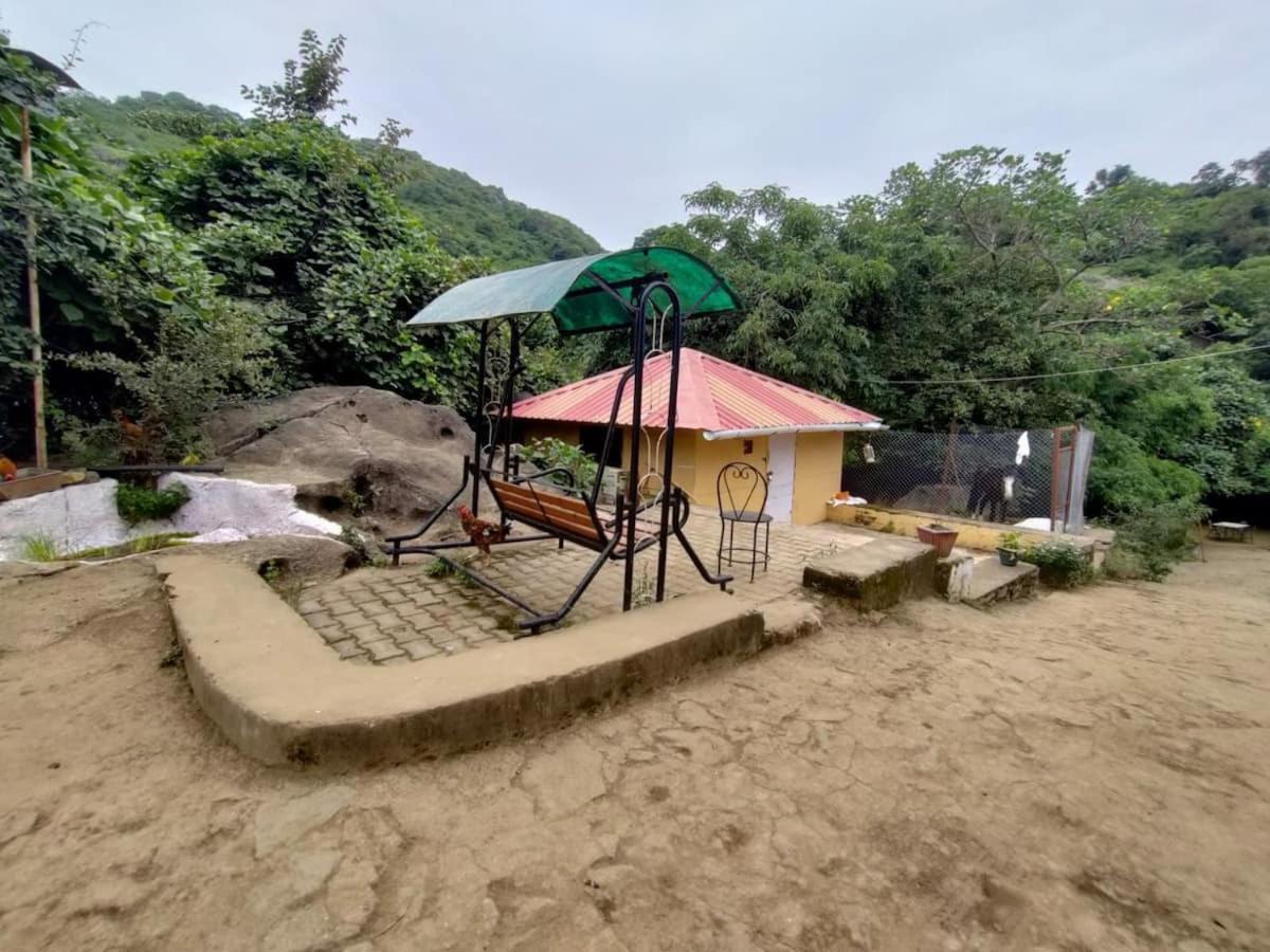 Dude Ranch Villa Mount Abu Bagian luar foto