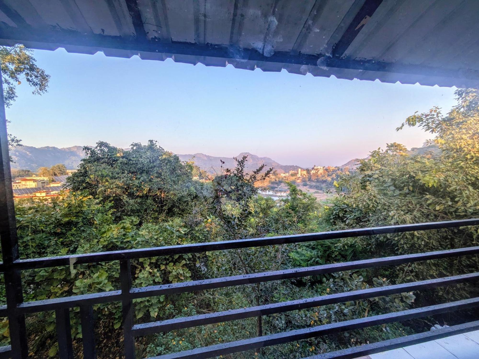 Dude Ranch Villa Mount Abu Bagian luar foto